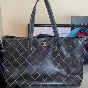 Chanel classic tote